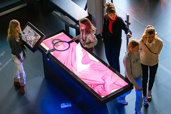 Amsterdam Micropia museum - world of microorganisms visible