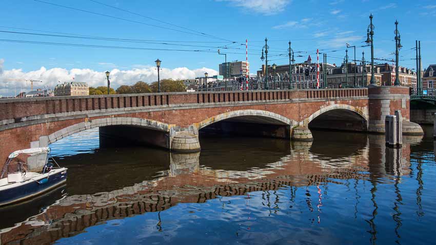 AMSTERDAM New Amstel Bridge