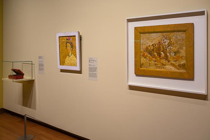 Amsterdam. Van Gogh Museum. Yellow.