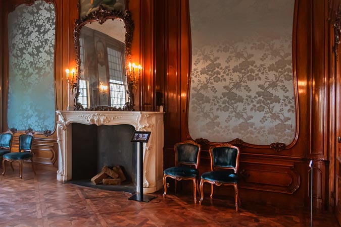Amsterdam. Bartolotti House.