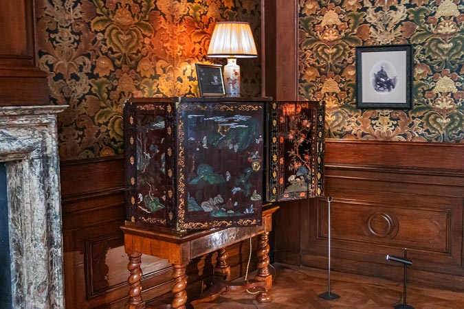 Amsterdam. Bartolotti House.