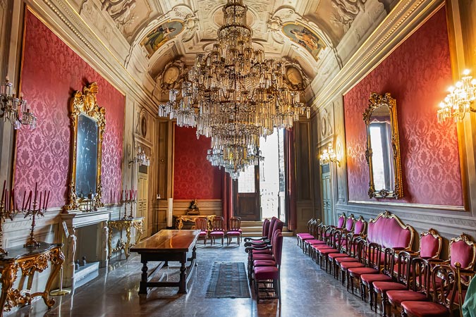 Italy. Bologna. Palazzo Accursio. Sala Rossa.