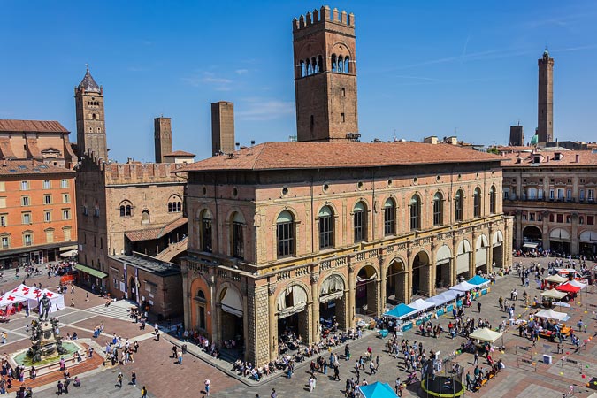 Italy. Bologna. Piazza Maggiore.